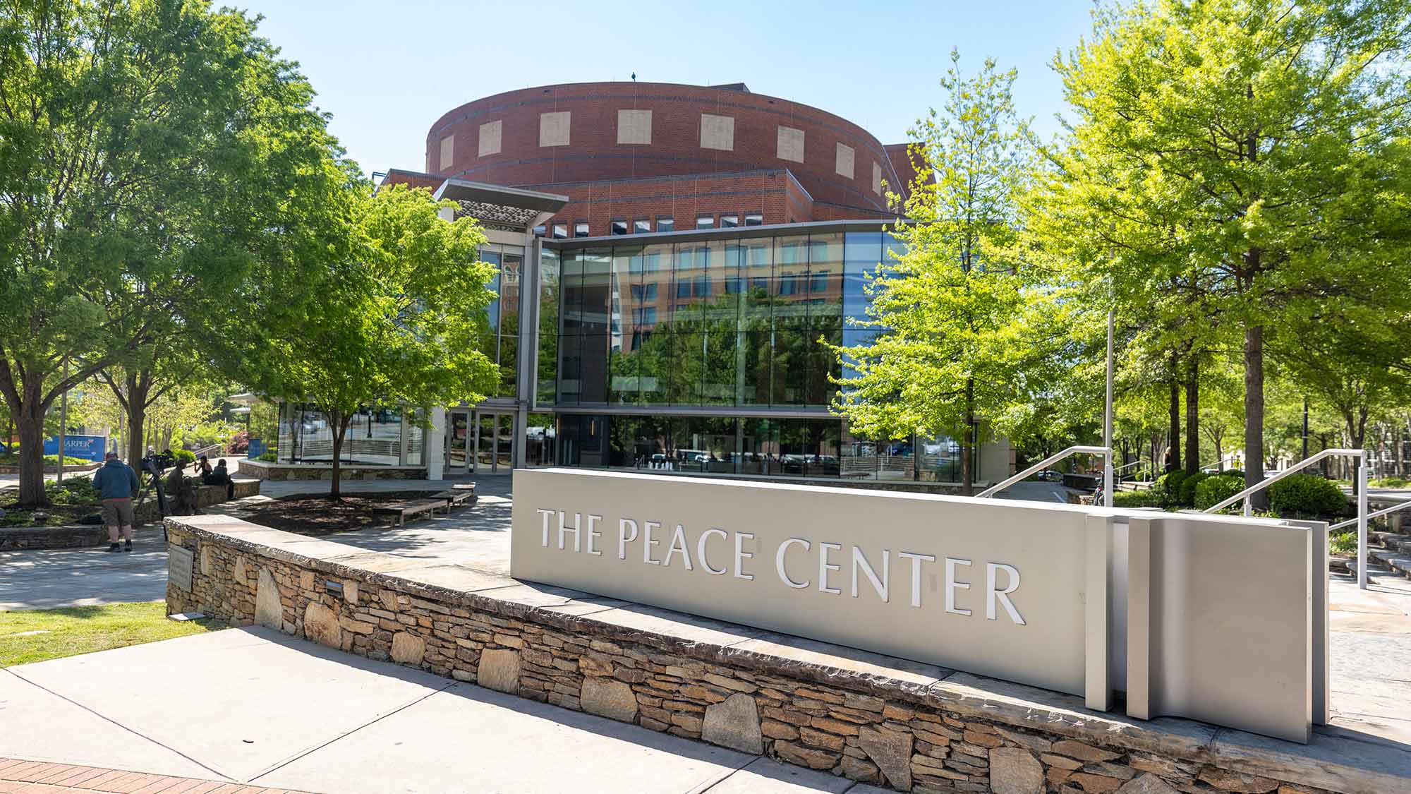 Peace Center Plaza + Amphitheatre Arbor Land Design